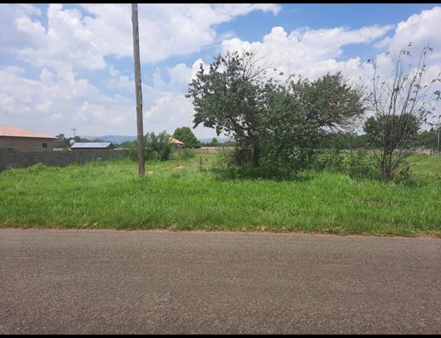 LAND FOR SALE IN HIGHBURY